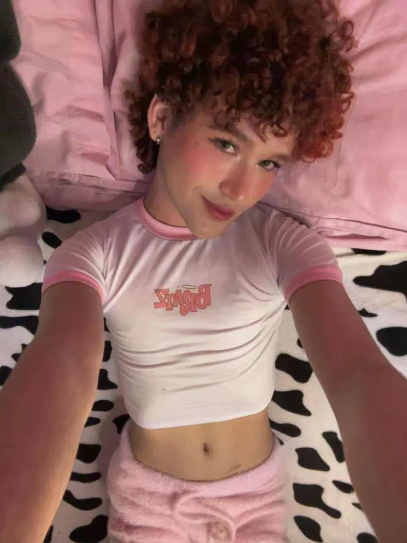 I can be your toy tonight? posted by Liam_sweet