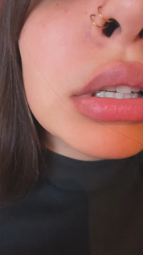 I can do so many things to you with my lips by yourbaecandy