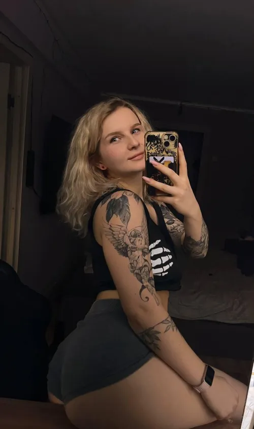 I can sit on my face by _SuperBitch_