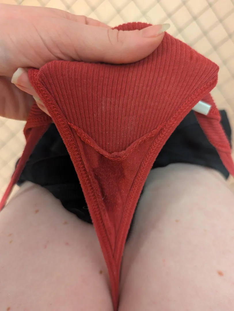 I can't handle my wetness tonight posted by SweetRedRuby_