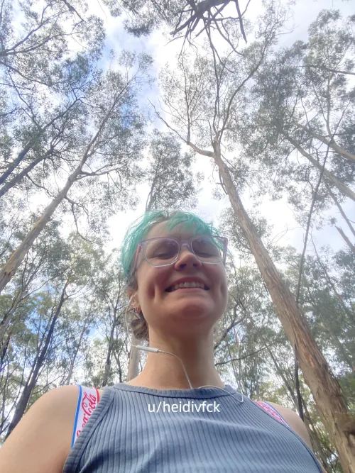 i crave attention, and your pleasure lives in staring at me take it elsewhere by heidivfck