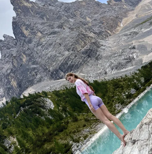 i decided to wear something sexy by MallowWhisk