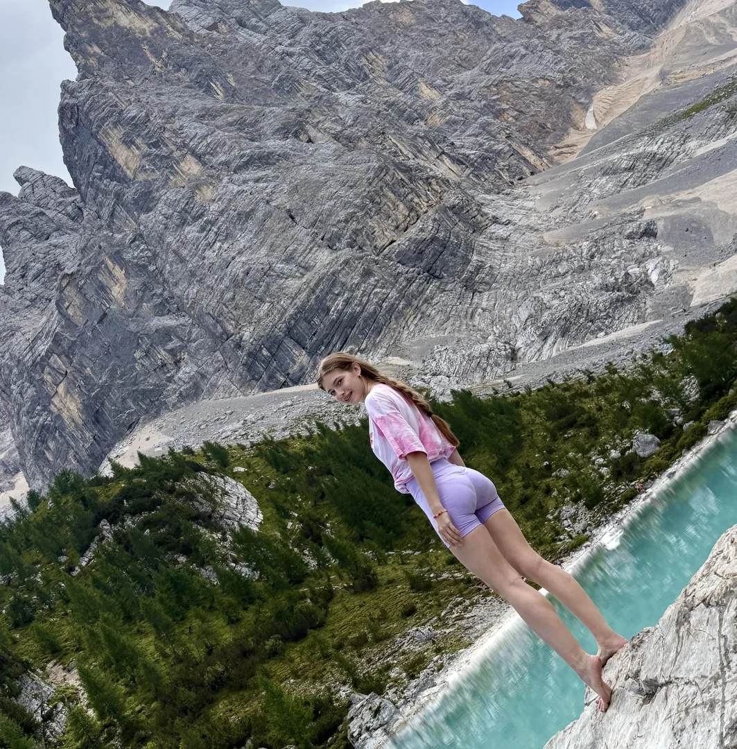 i decided to wear something sexy posted by MallowWhisk