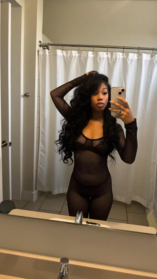 I deserve your attention by BlackBarbiez101