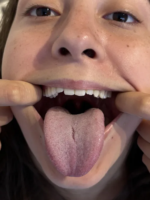 I devour your will, not your body {f} by brookewithe