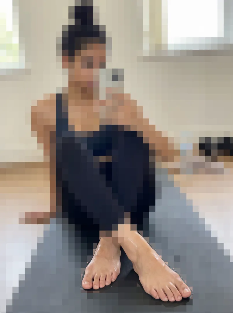 I didn't pose for you. I didn't angle this perfectly. I just dropped to my mat and you melted. That's what gets me. I don't have to perform, you do all the spiraling on your own. I just watch posted by hanaa_daisy