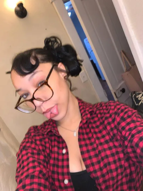 I don't care how old you are, I care if you're going to make me cum  by delphiraexo