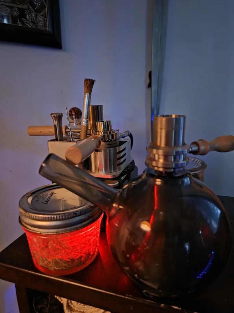 I don't need a whole nook. posted by bumkneefixed