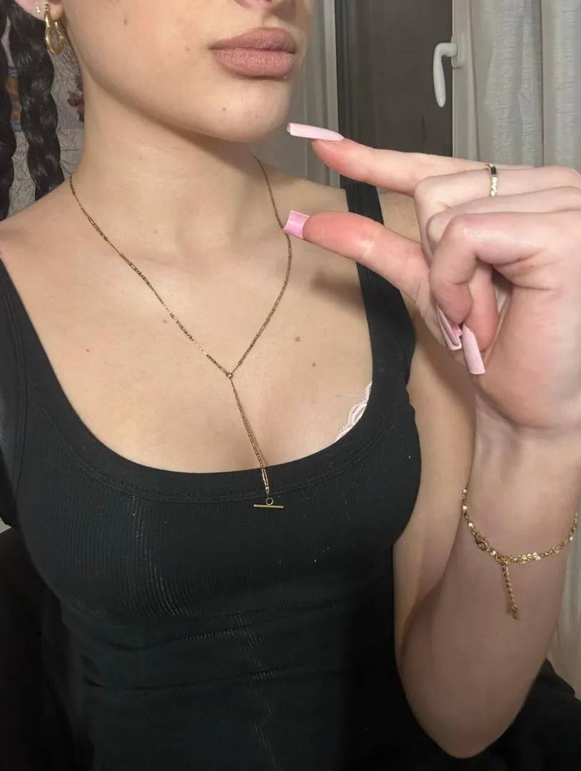 I don't think I gave you permission to look at me, did I? Tell me the size of your tiny shrimp and you'll get the punishment you deserve !  posted by Godess_444