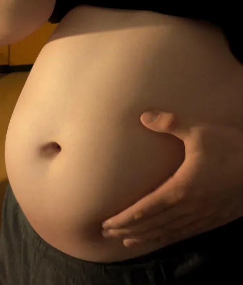 I feel gigantic. My gut is so close to bursting by biigbellied