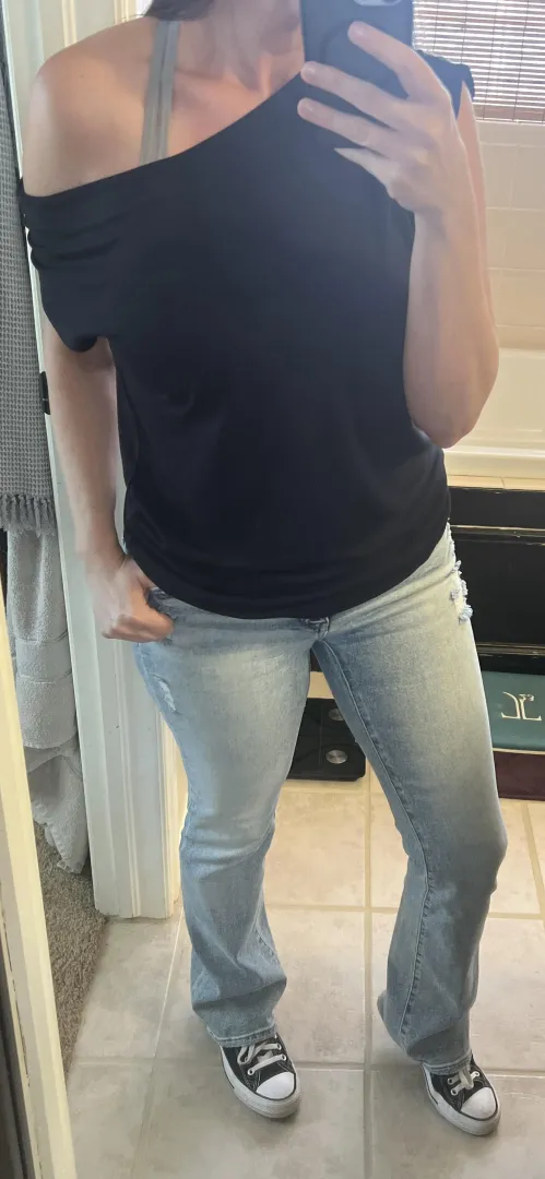 I feel like they go well with almost any outfit… posted by EliseEliteFeet