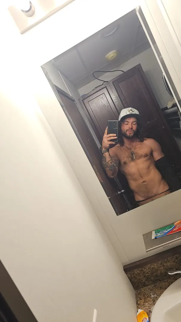 I felt cute after the gym today posted by BiggerBensonn