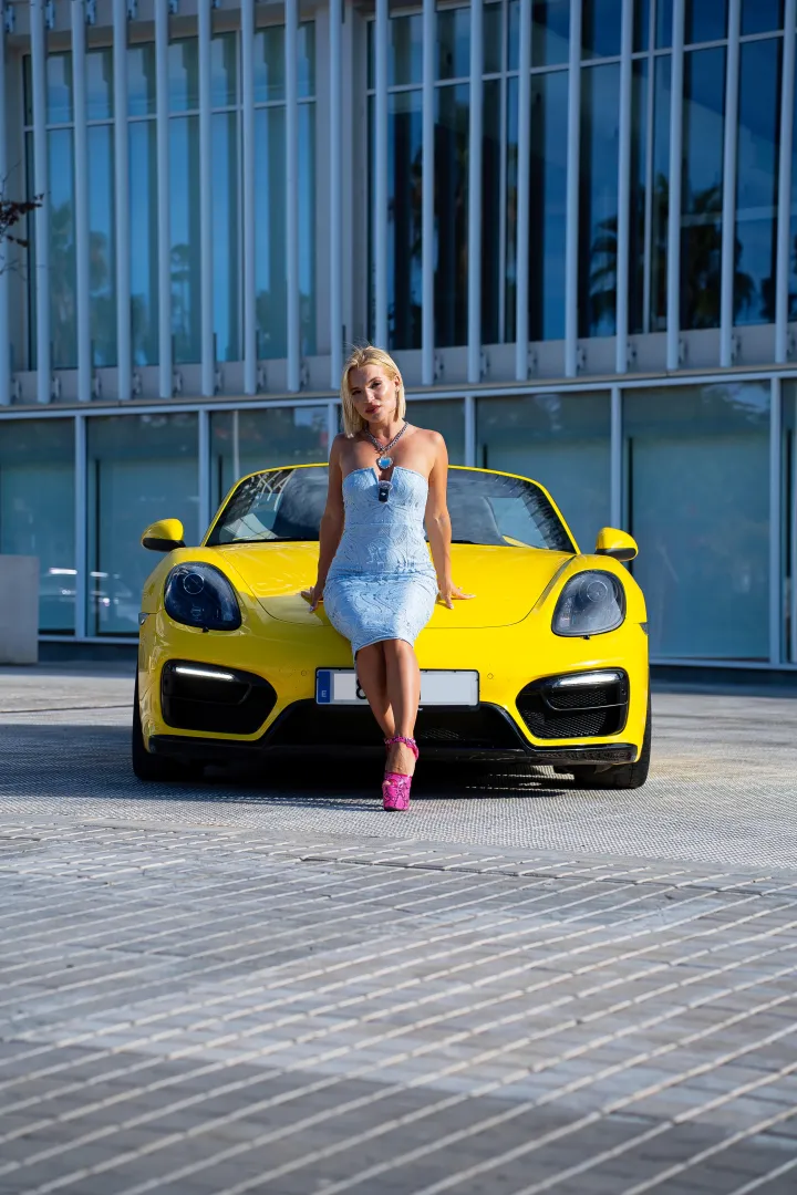 i get off on total control. u want my dominance to consume u whole—admit how bad u need it  posted by aliceandgjay