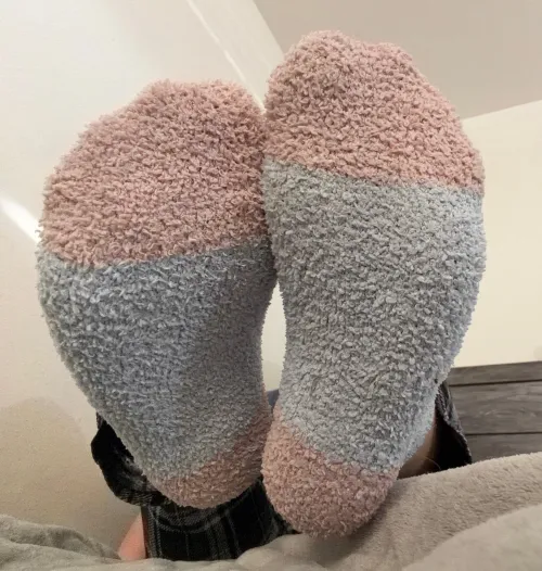 I got a new drug for you to get addicted to  by fuzzysockmistress