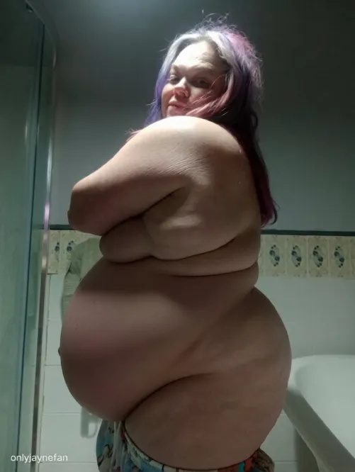 I got so big and so horny by onlyjaynefan