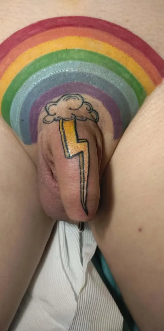 I got some colour added to the lightning bolt posted by Emotionally-Hurt