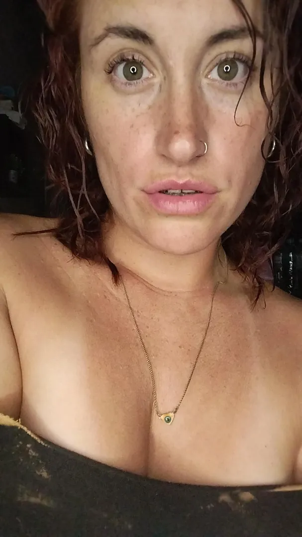 I hate use make up posted by Meli-redhead