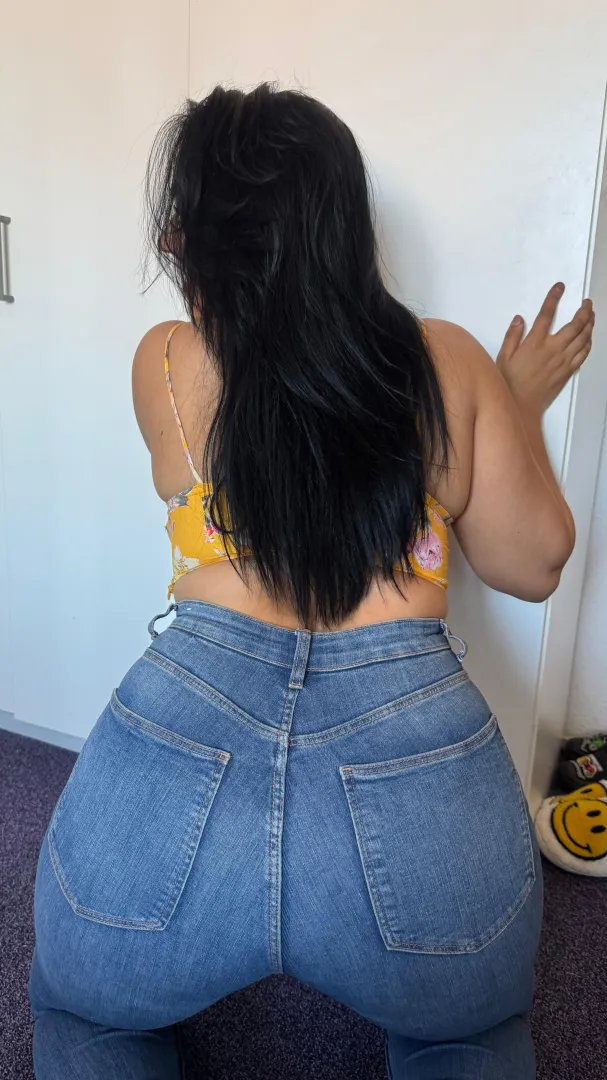 I have a naughty side that is begging to be explored, pure chocolate , spicy and juicy chocolate posted by Galadriel69_