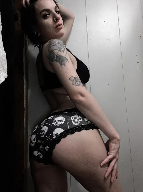 I have more tattoo to see by XarrigoniX