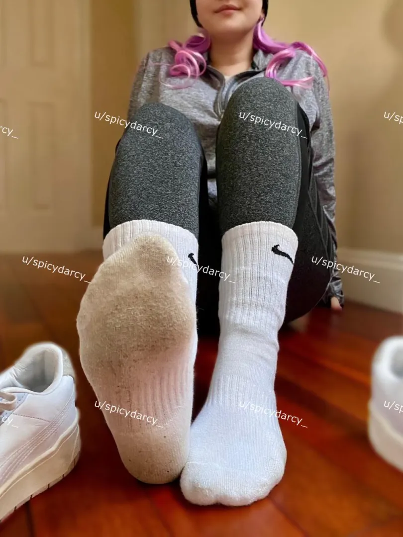 I have some treat for you [selling] [USA only] posted by Spicydarcy_