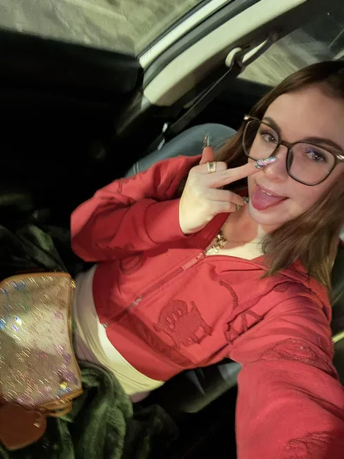 I haven't been impressed by any of you, Brats like me are hard to impress though  by sweetbbkailynn