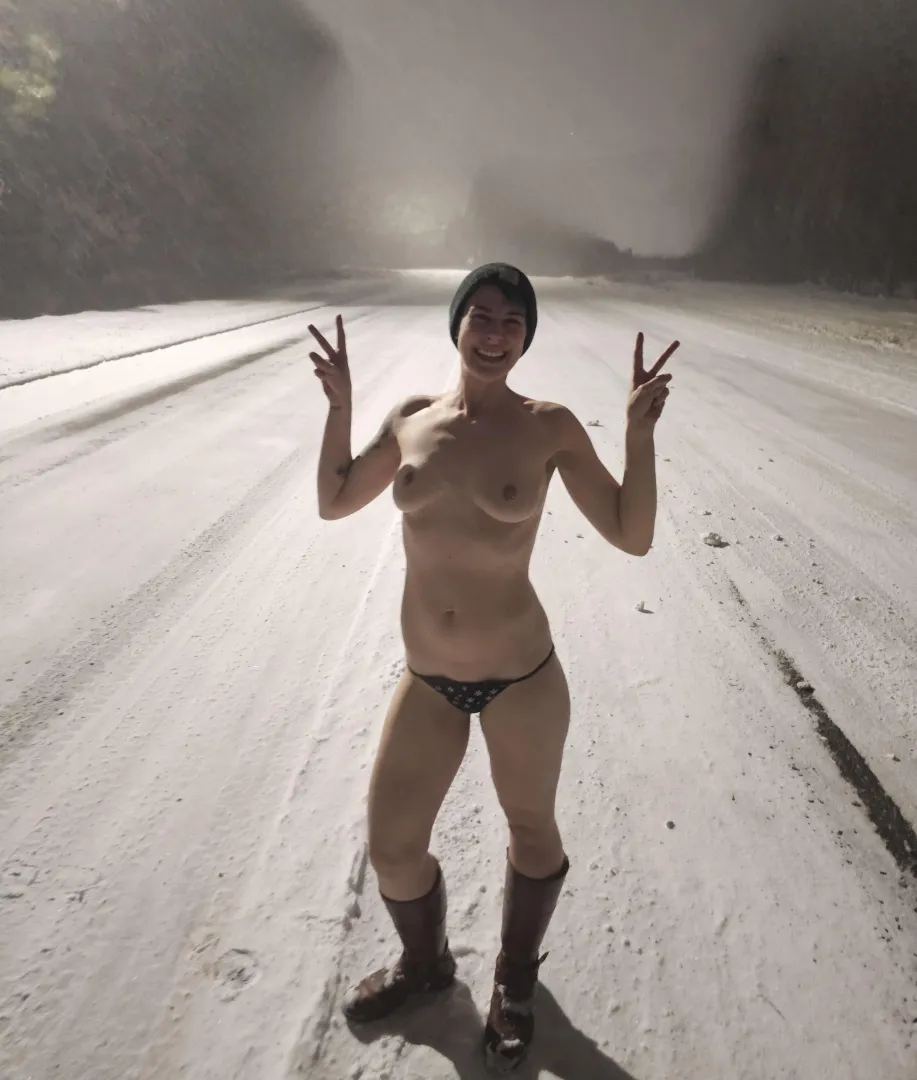 I heard southerners go crazy in the snow? posted by bumbleb33_toona