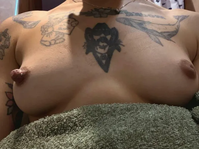 I hope my nantural boobs can make your day a better one by XWonderWoaman