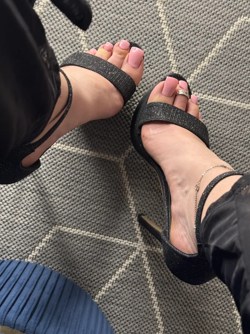 I hope this photo will cheer you up after a hard day at work posted by MistressMilana