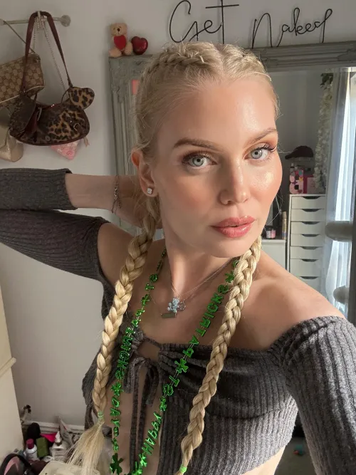 I hope you had a good St. Patrick’s Day !  by ittybityprettykitty