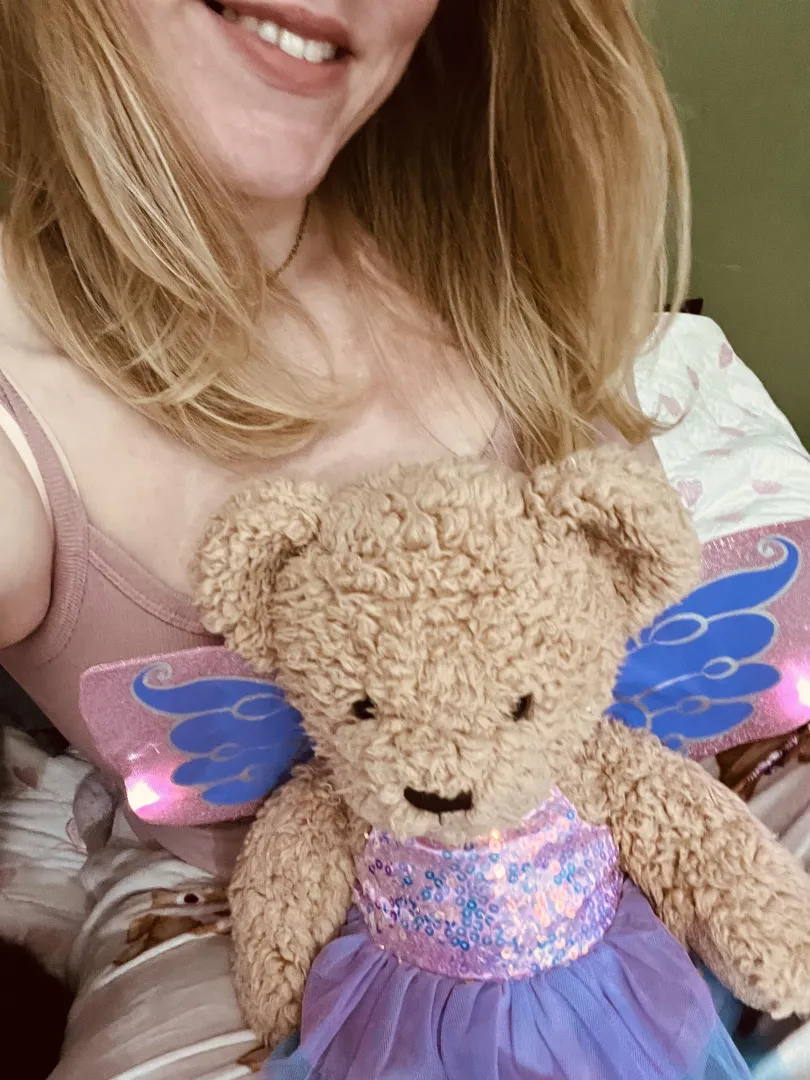 I just love how her wings light up and got my grammas voice in it  posted by strawberrybunny1007