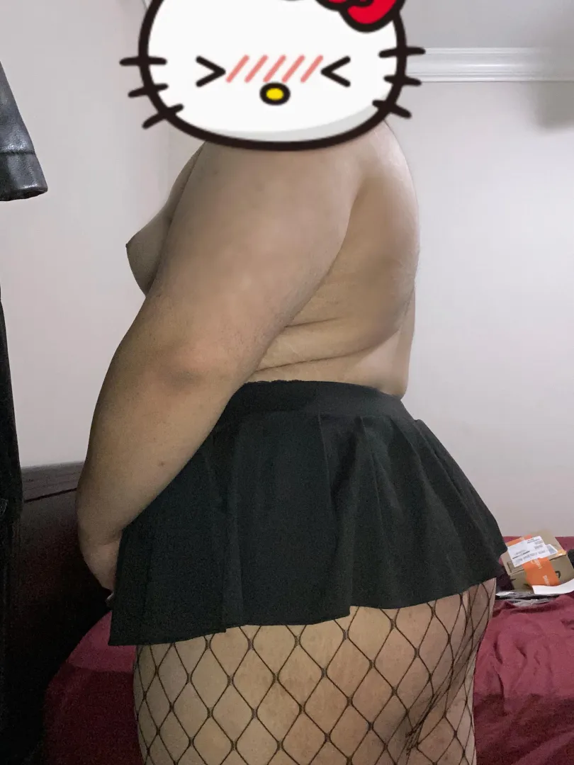 i just need someone to tie me up nice and tight now :3 posted by thiccums_femboi