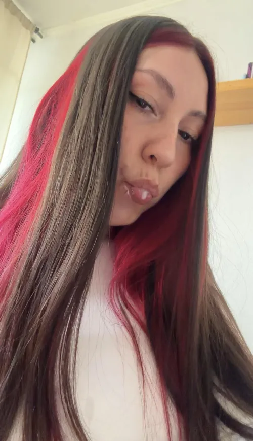 I just start to secrete saliva and you’re already on your knees with your mouth open begging me to spit on you (??) by princessalyssaa