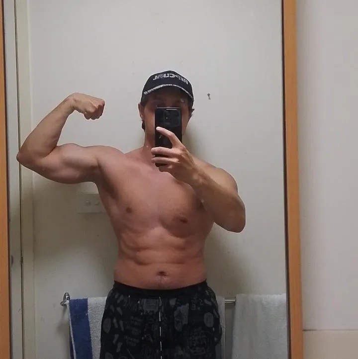 I just started cutting after bulking, I think I'm 20 fat as I did the navy method and Jackson Pollock method posted by Any-Technician4128