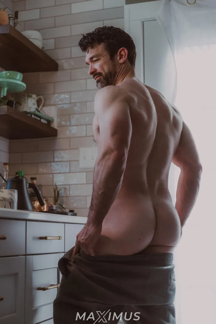 I know it's fully clothed Friday, but this is the most clothes that I would want to wear around you. If you swipe through to the last, you'll see even these sweats feel like too much. posted by maximus_787