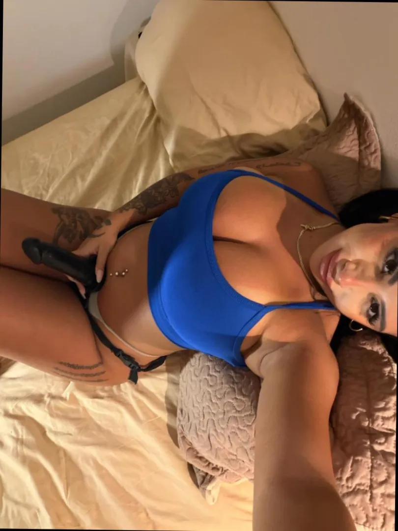 i know you are dreaming about this all day posted by CamillaSapphire