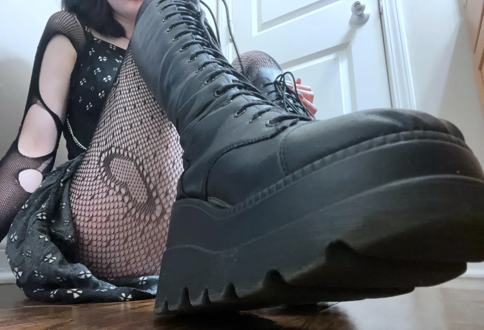 i know you can’t help yourself.. posted by findom_queenbee