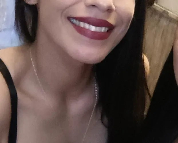 I know you fell in love with my lips—just admit it. by Goddes_isa