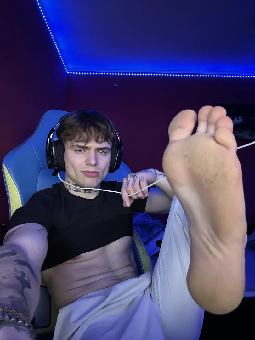 i know you like yolo guys posted by raezify