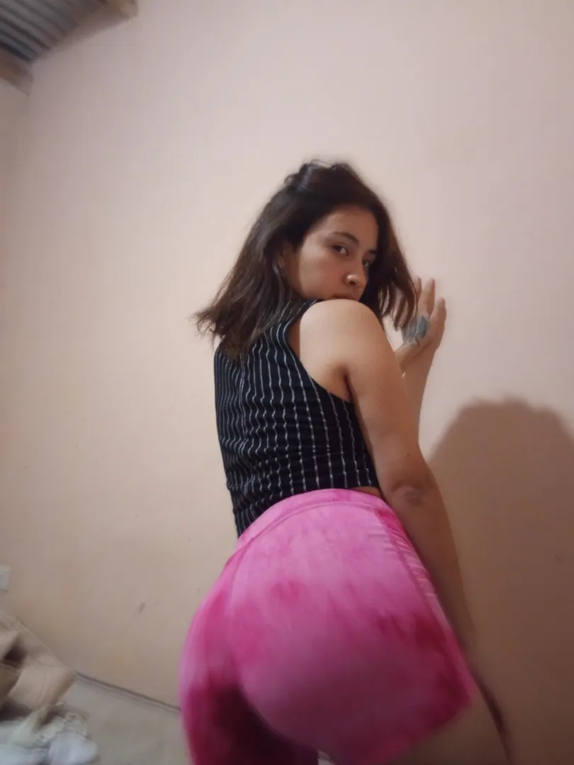 I know you thought I was very pretty posted by Critical-Sample-7743