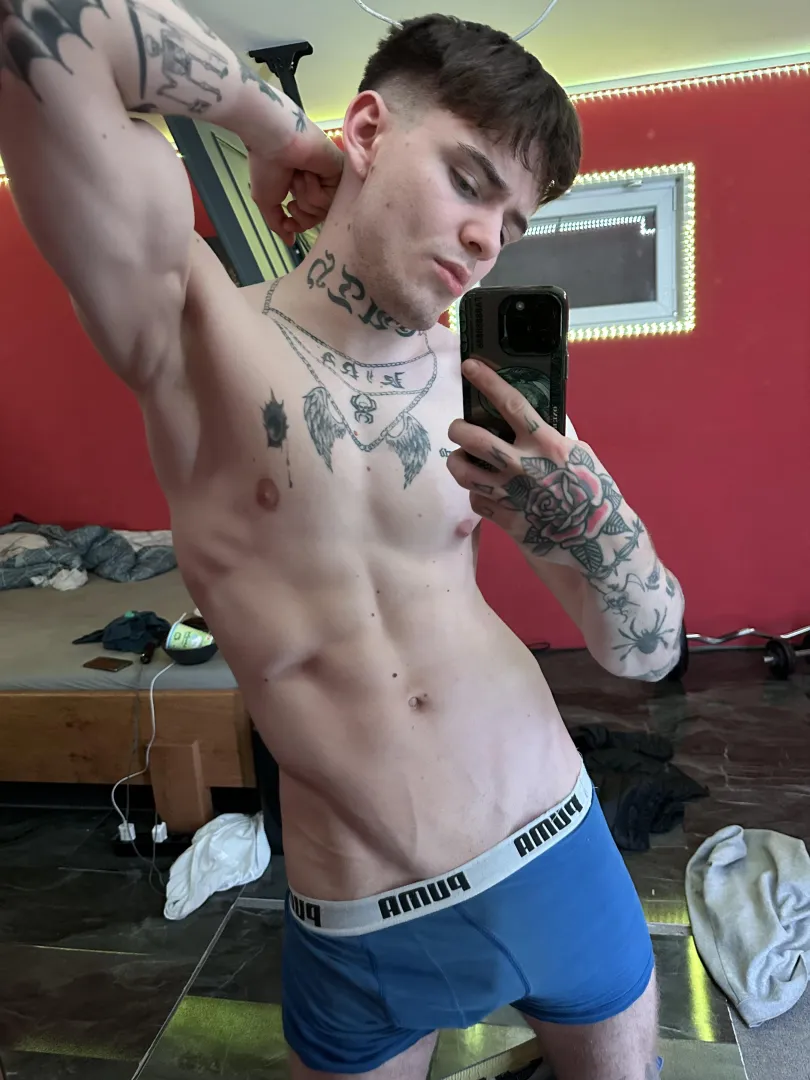 i know you want to jerk me off posted by imraezify