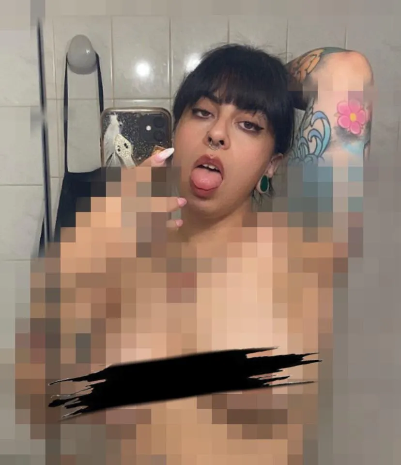 I know you want to se behind the pixels but betas only get what they deserve posted by dinamita84