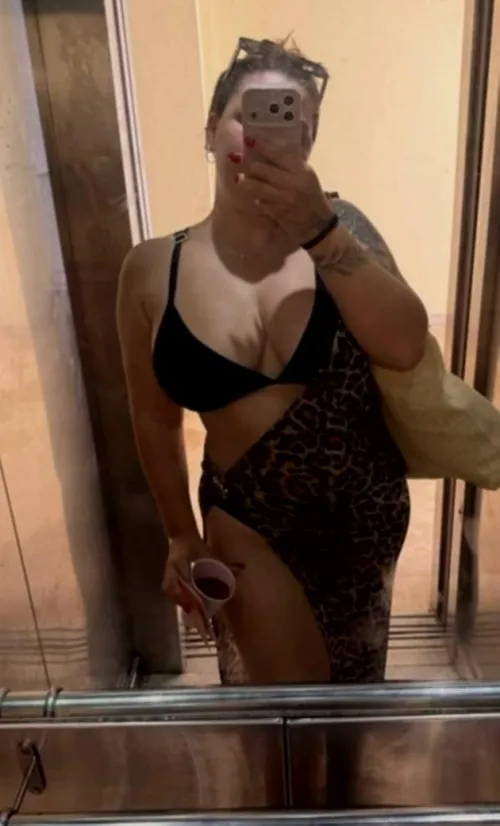 i like confidence, so show me what you've got by PinkSparkx