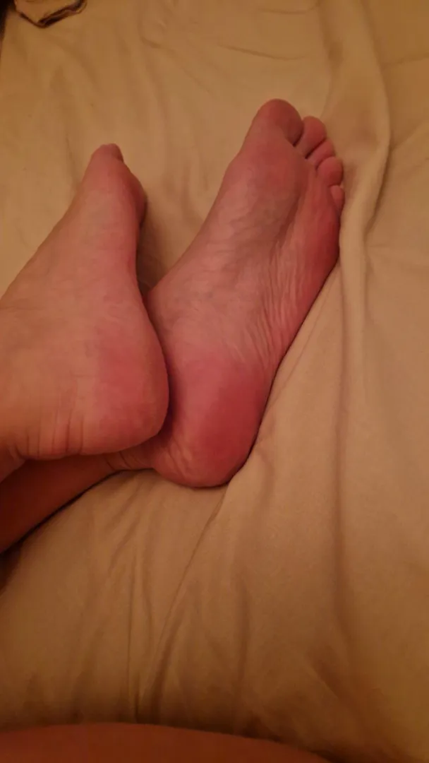 I like having my feet licked  posted by Missmilyfeet