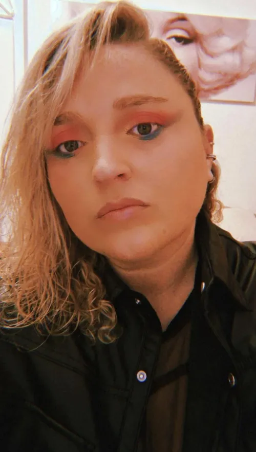 I like it when they hesitate… and then fall for it anyway. by gisel_only