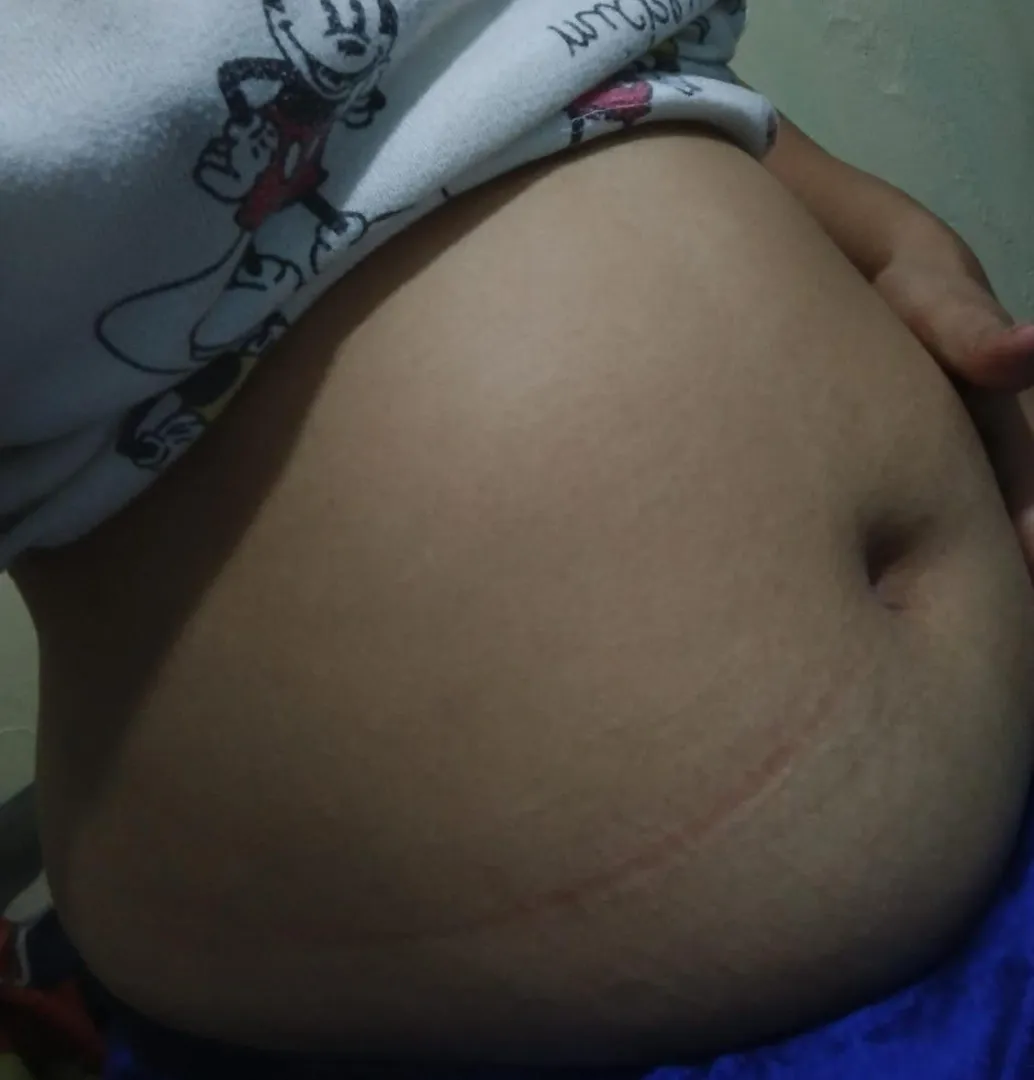 I like my belly, I'm going to rub it posted by akmv1312