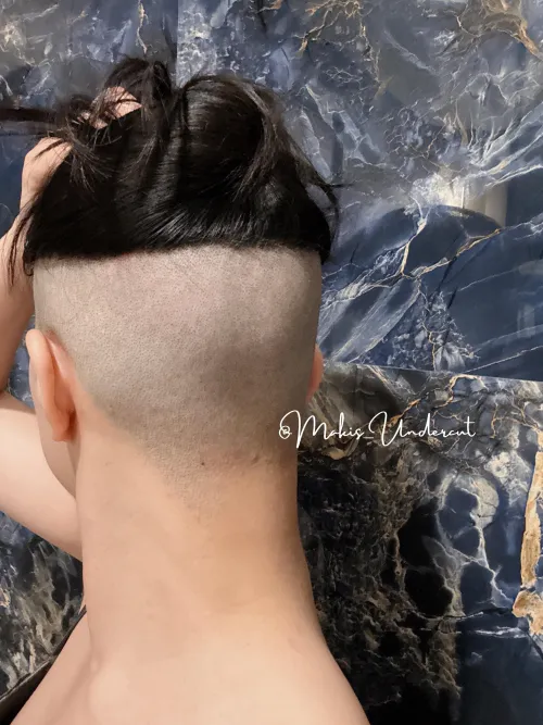 I like my undercut best when it’s smooth ✨ by makis_undercut