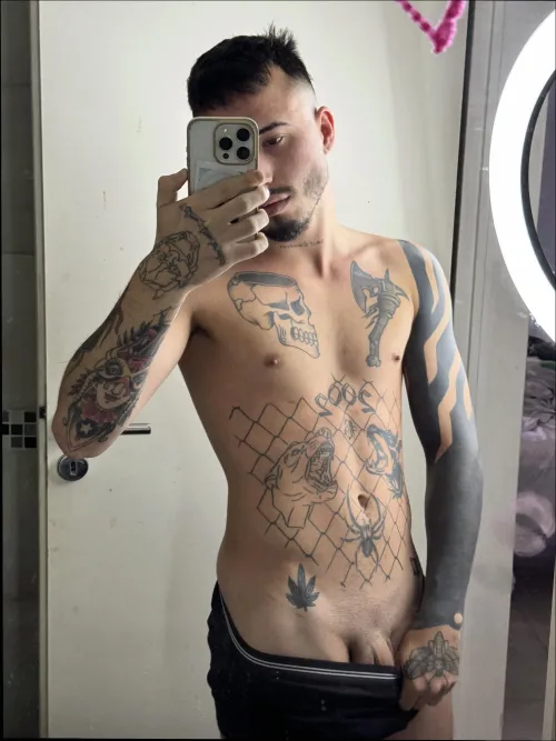 I like the color by BroccoliNarrow4176