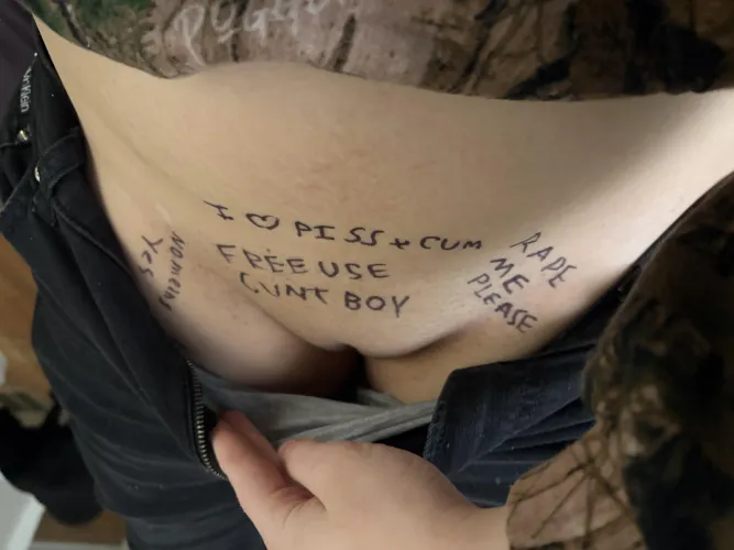 I like walking around with degrading stuff written on me by pet_keegan