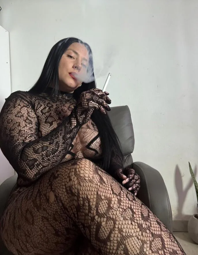 I like watching you from above while I smoke and you lick my feet. posted by Sol-Sol-Sol-Sol