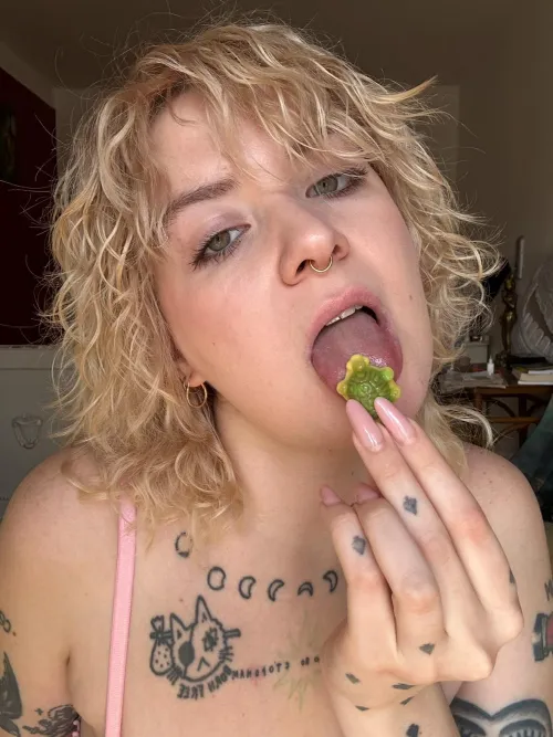 I loooove tinies like you {f} by feetyourlick